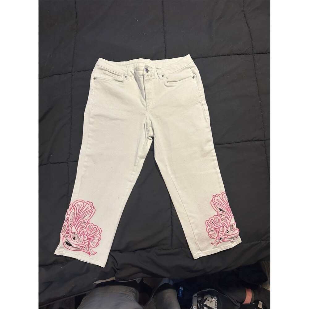 VENUS White Ankle Jeans with Pink Floral Embroidery